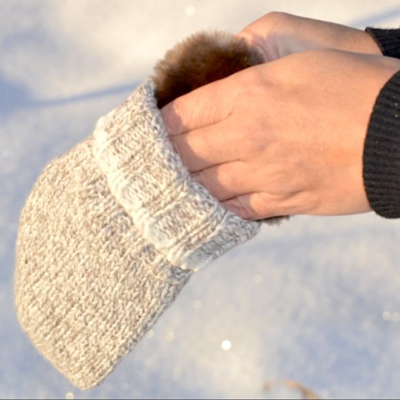 🆕 Set of 2: FAUX FUR HAND WARMER w/ REUSABLE HEAT GEL PACK for MITTENS POCKETS - Picture 8 of 10